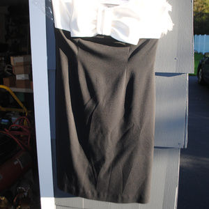 White(House) black (market) size 8